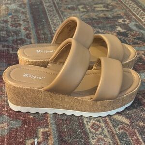 Xappeal Women's Beige Platform Slides